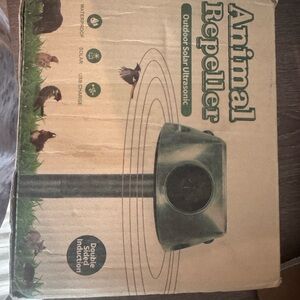 Outdoor Solar Ultrasonic Animal Repeller